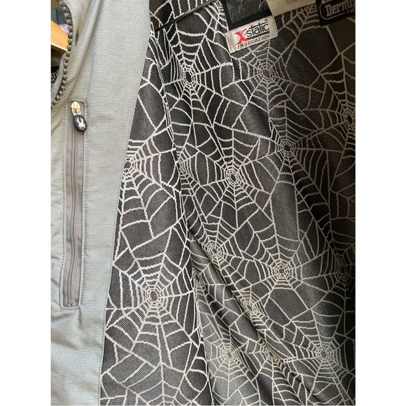 Spyder outdoor winter vest size L in EUC - Picture 5 of 6
